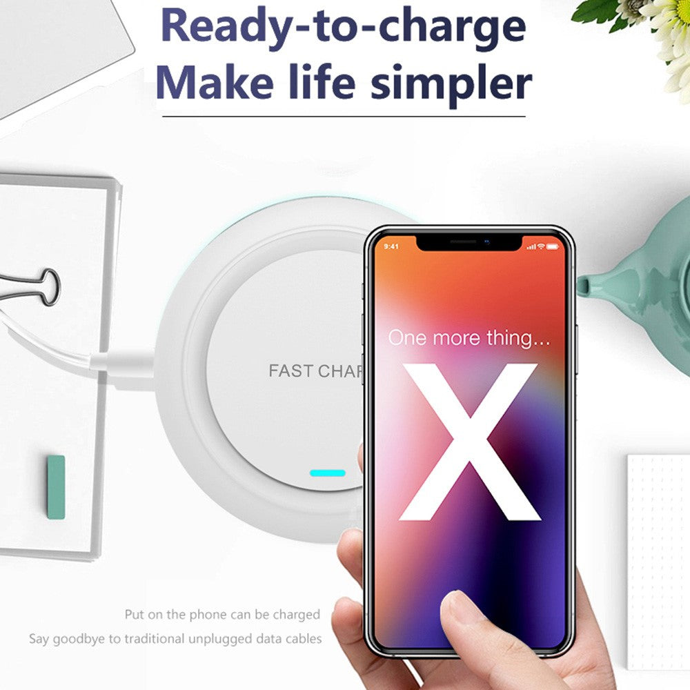 Q18 Round Shape Wireless Charger 15W Fast Charging Desktop Charging Pad