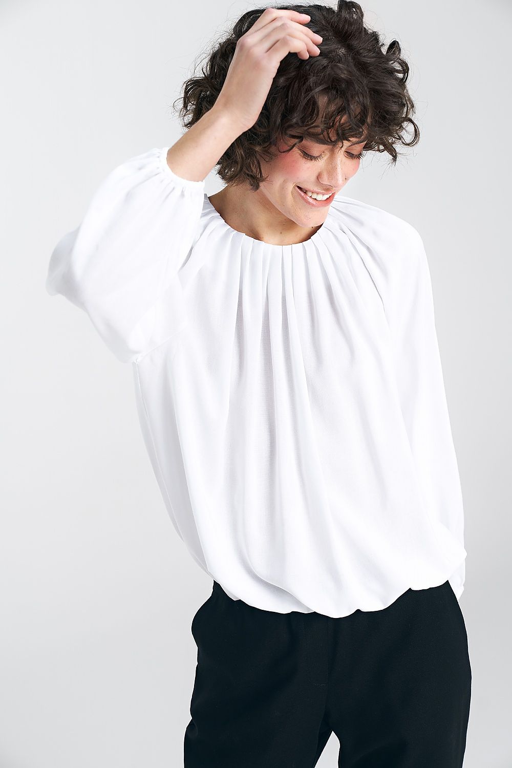 Bluse model 192973 Nife
