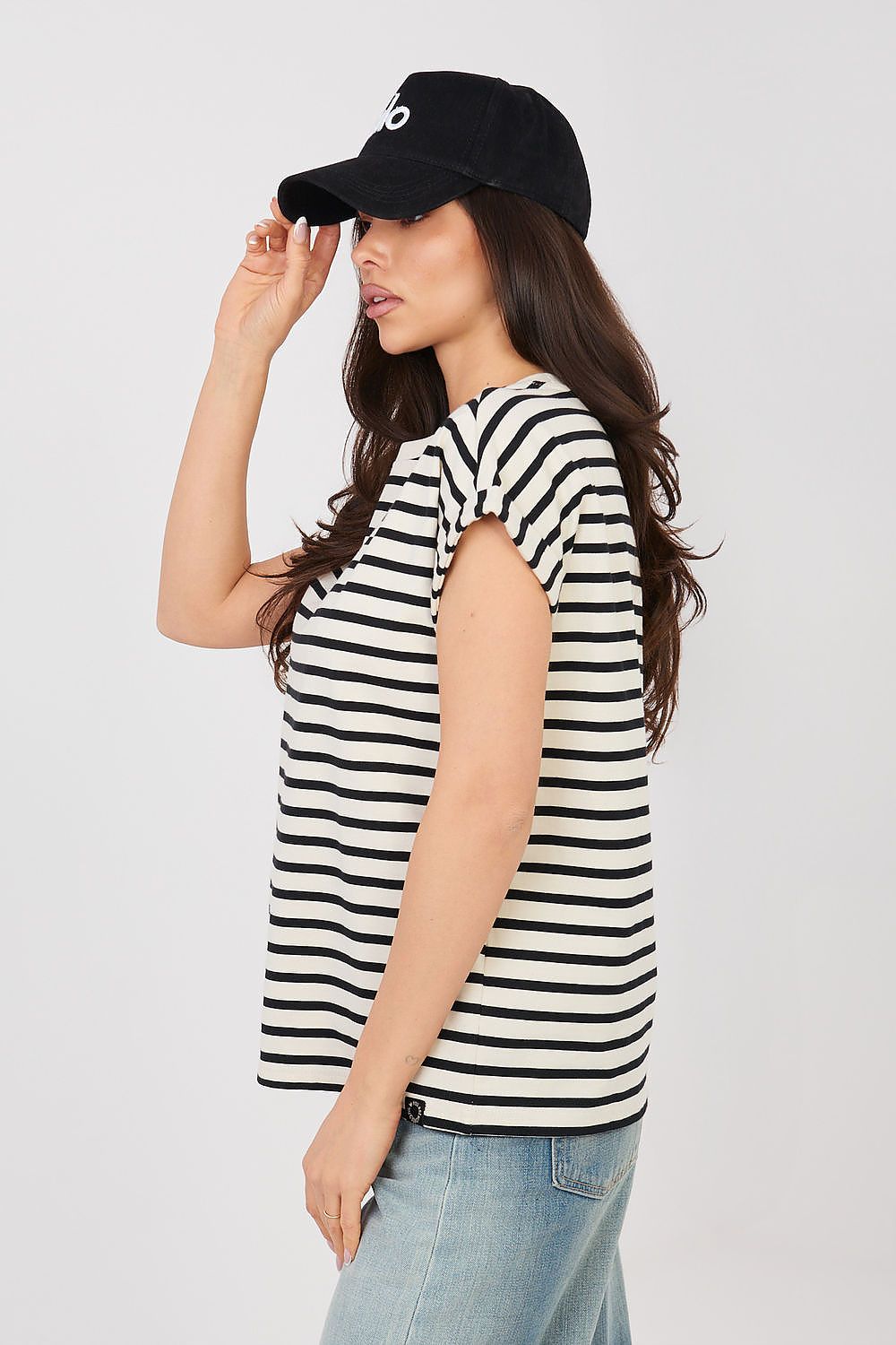 T-shirt model 225242 Sublevel