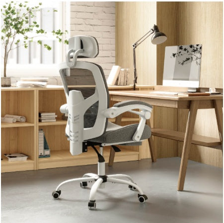 Ergonomischer Bürostuhl mit Fußstütze – Lendenkissen & gepolsterte Armlehnen