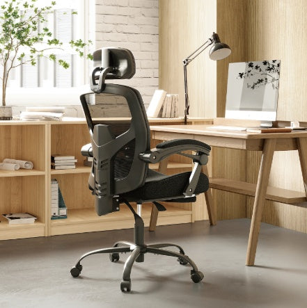 Ergonomischer Bürostuhl mit Fußstütze – Lendenkissen & gepolsterte Armlehnen