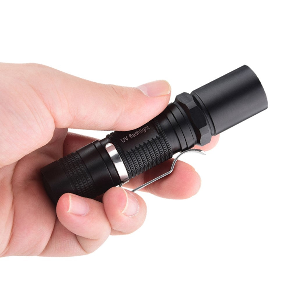 TANK007 UV320 365nm Ultraviolet Flashlight Fluorescence Detection UV Lamp with Clip ( No Battery )