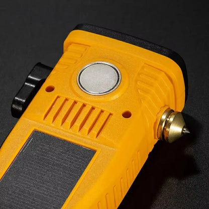 W5215 Zoomable Multi-Function Work Light Car Emergency Flashlight with Strong Magnet  /  Window Breaker  /  Safety Hammer