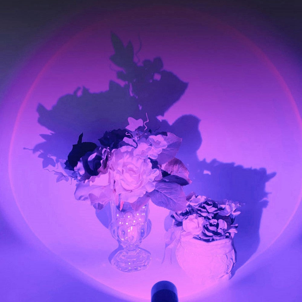 R13 Romantic Sunset Projector Lamp USB Atmosphere Lamp LED Night Light for Bedroom Coffee Store, 7 Colors