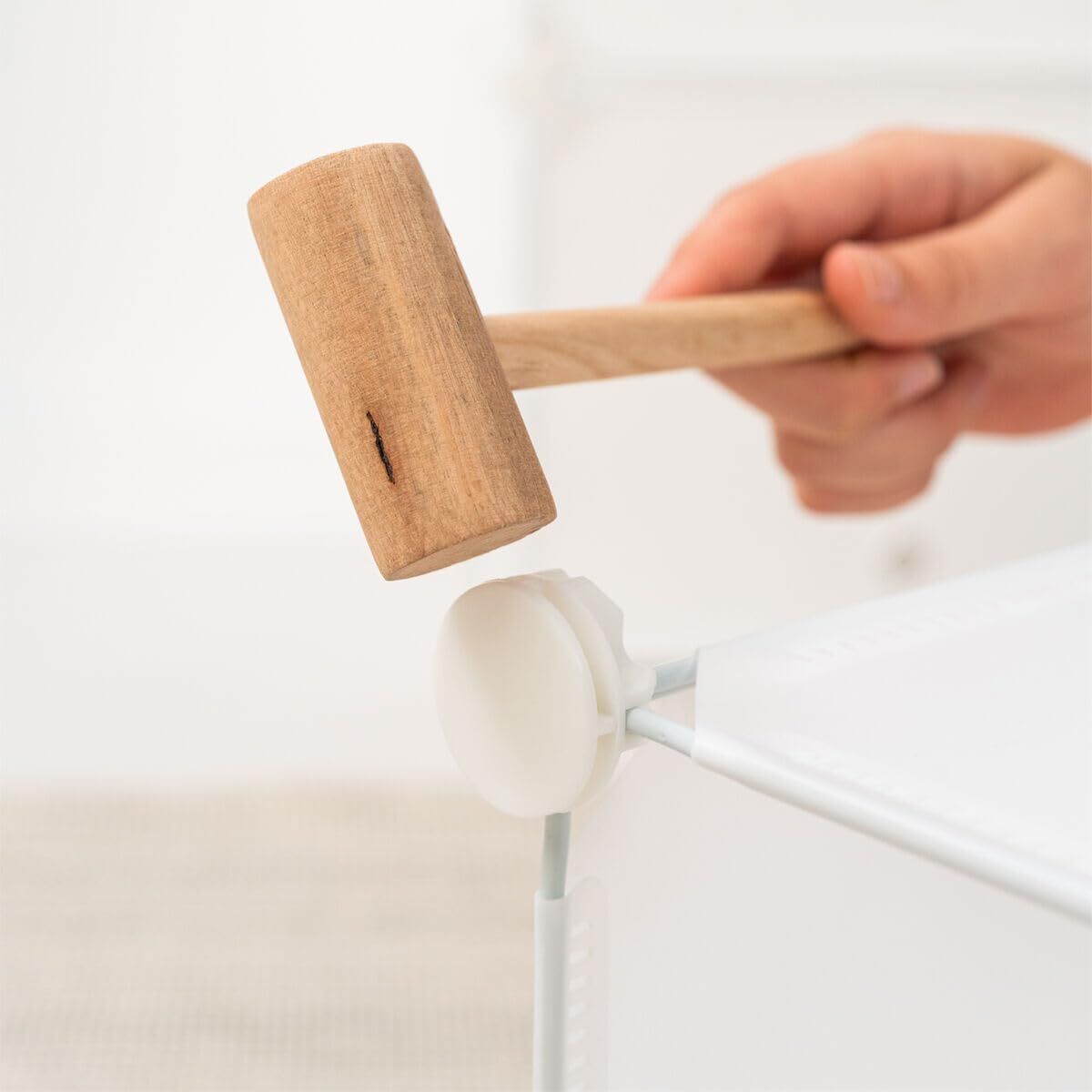 V2H91E211A354BF9F748B806E484C717978R7704913P6