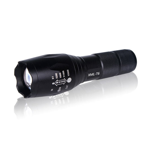 XML-T6 Outdoor Flashlight Torch with Adjustable Focus Zoom, Handheld Flashlight Bright 900 Lumens Pocket Torch