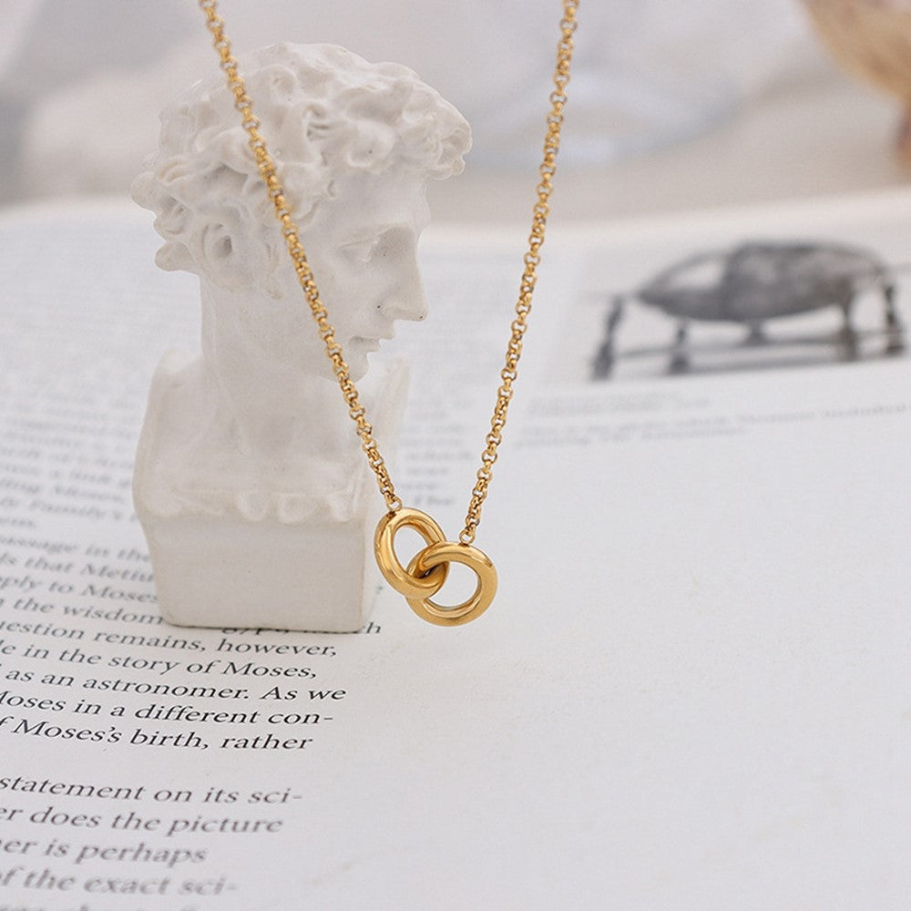 Luxury Interlocking Circles Pendant Necklace Titanium Steel Gold Plated Fashion Versatile 40+5cm Chain