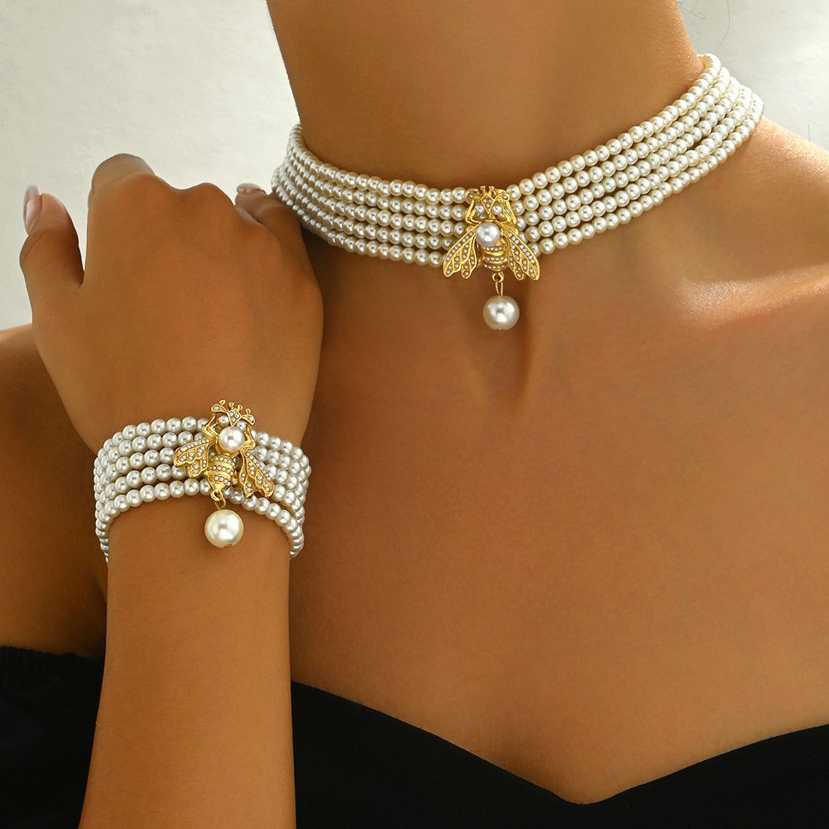 Pearl Bee Pendant Necklace Bracelet Set Multilayer Beaded Chain Jewelry Combination for Women