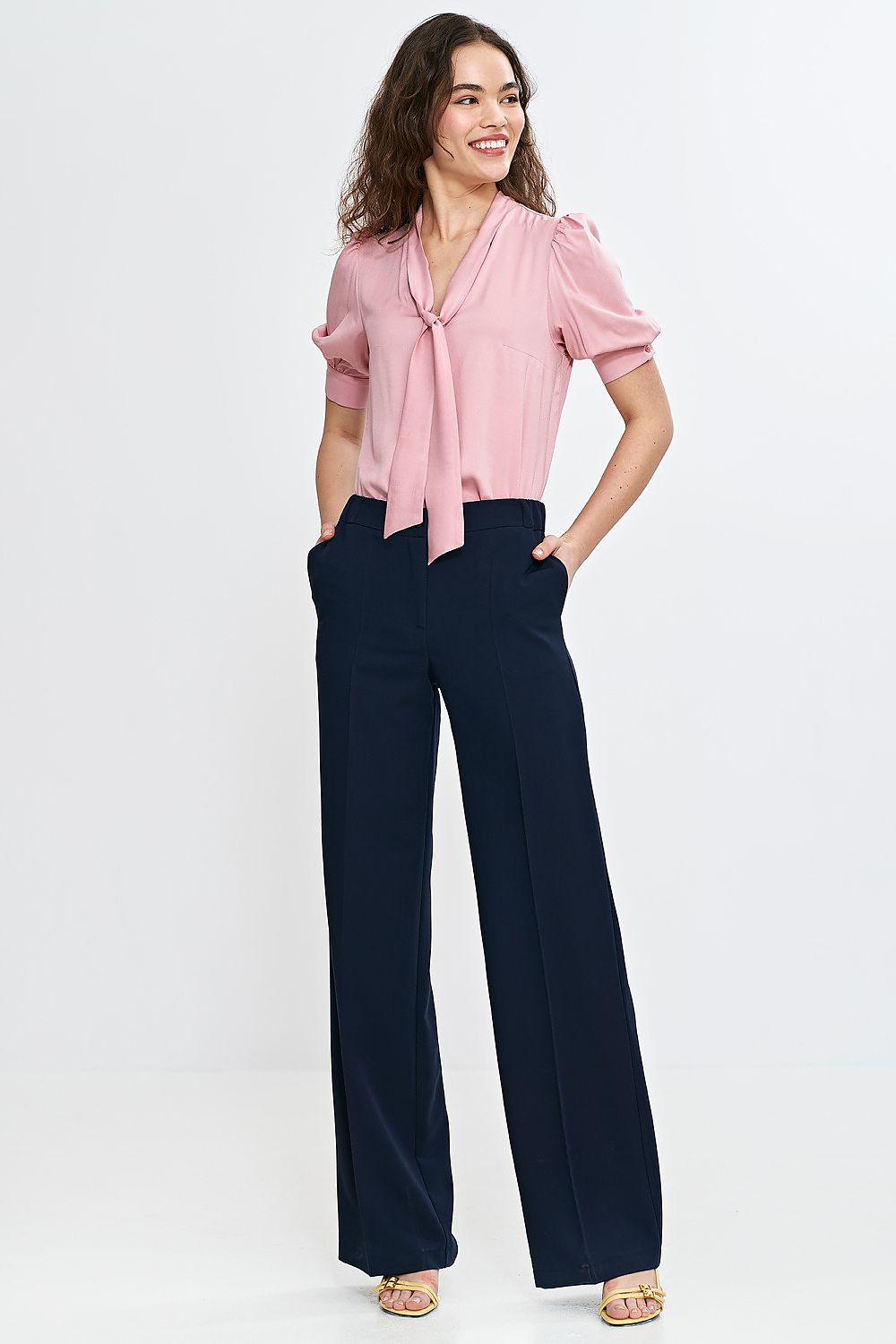  Bluse model 210077 Nife 