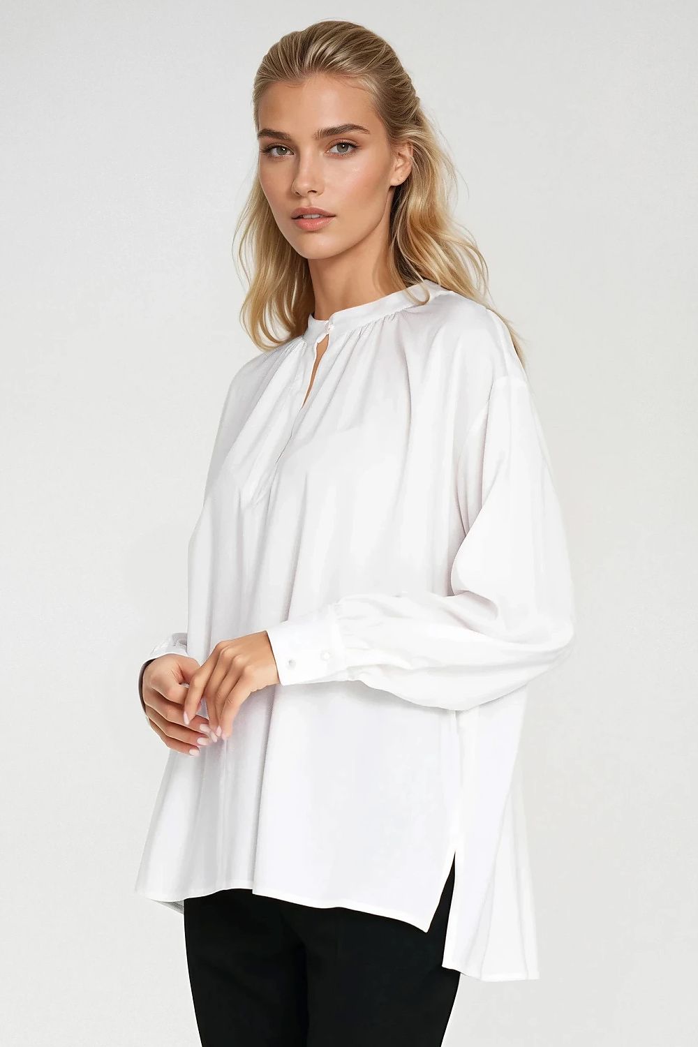  Bluse model 219788 Nife 