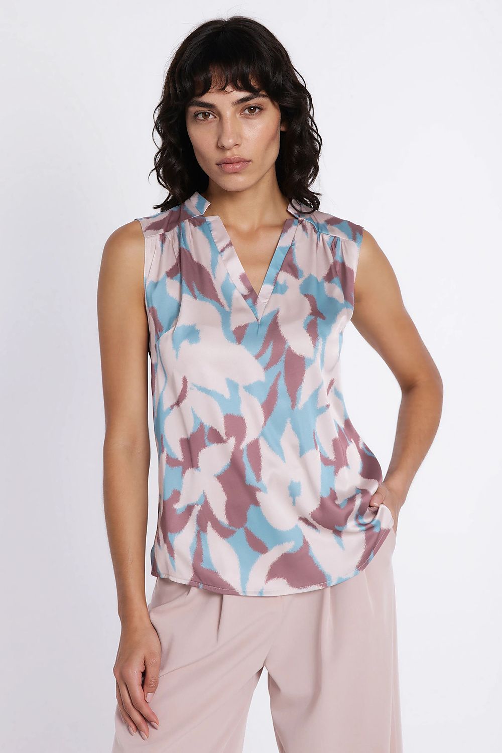  Bluse model 226428 Nife 