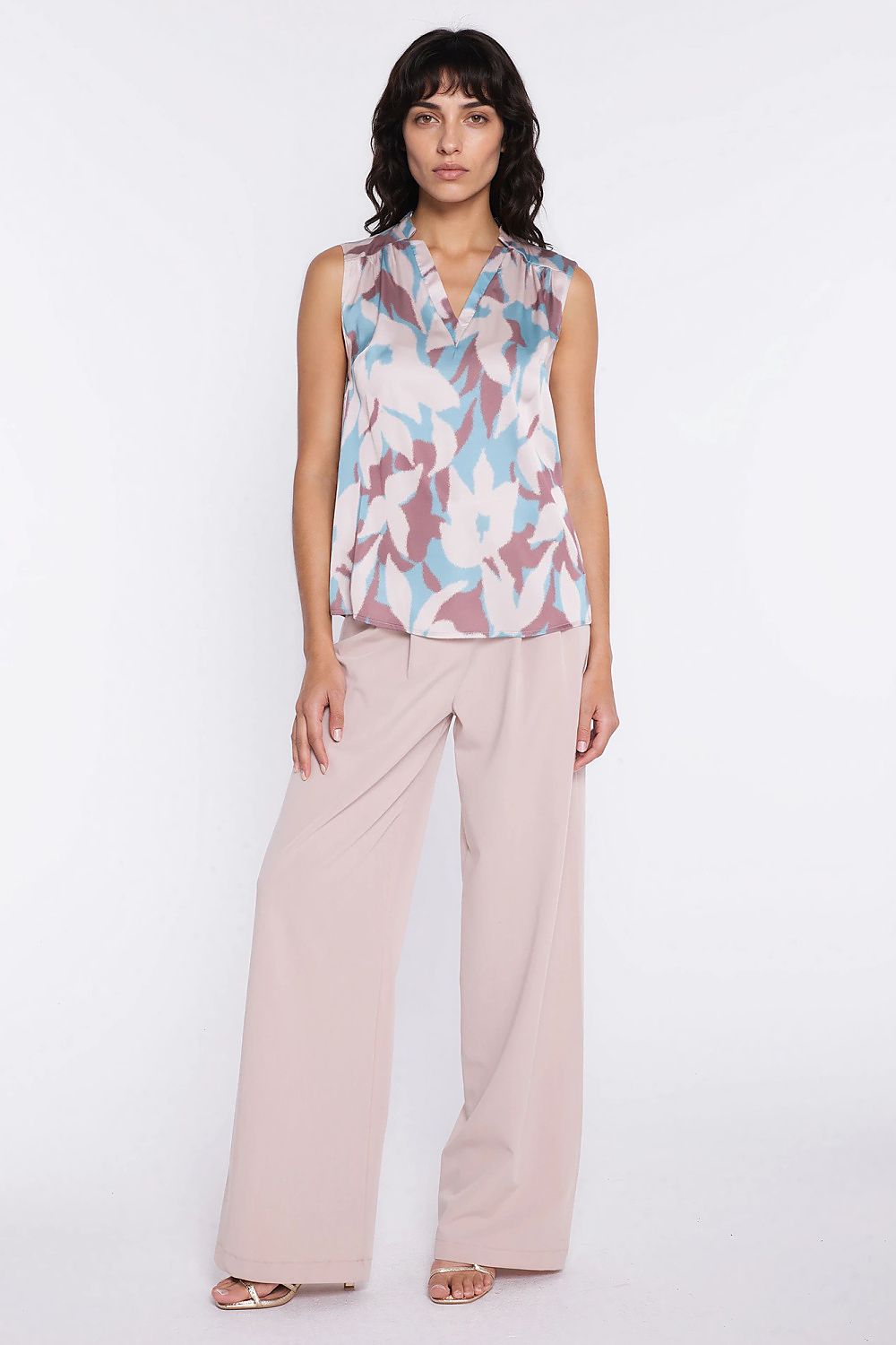  Bluse model 226428 Nife 