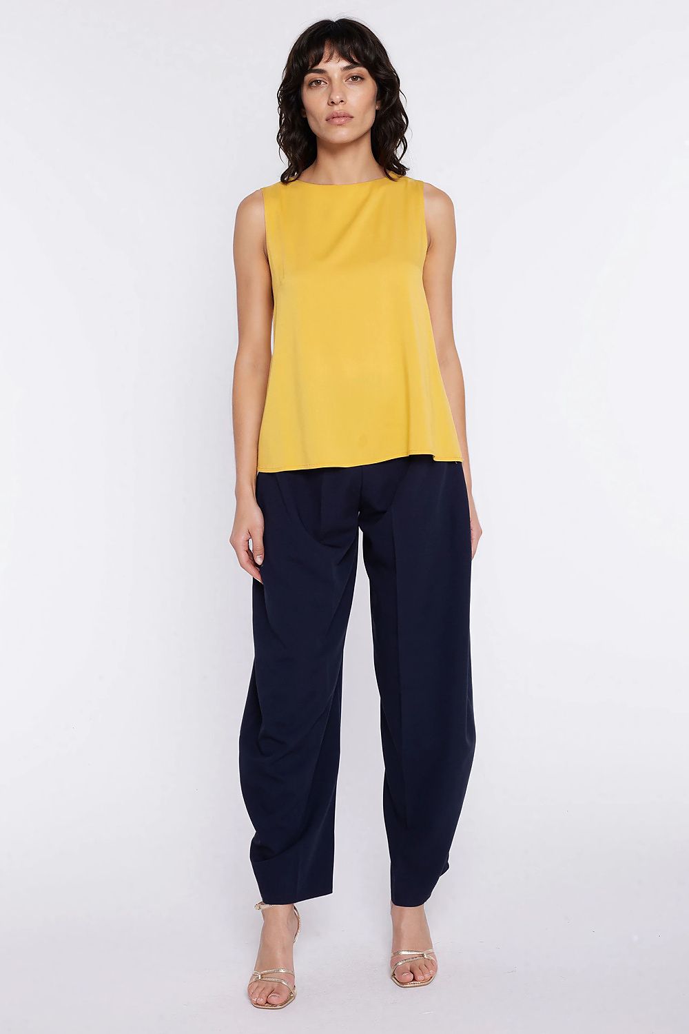  Bluse model 226429 Nife 