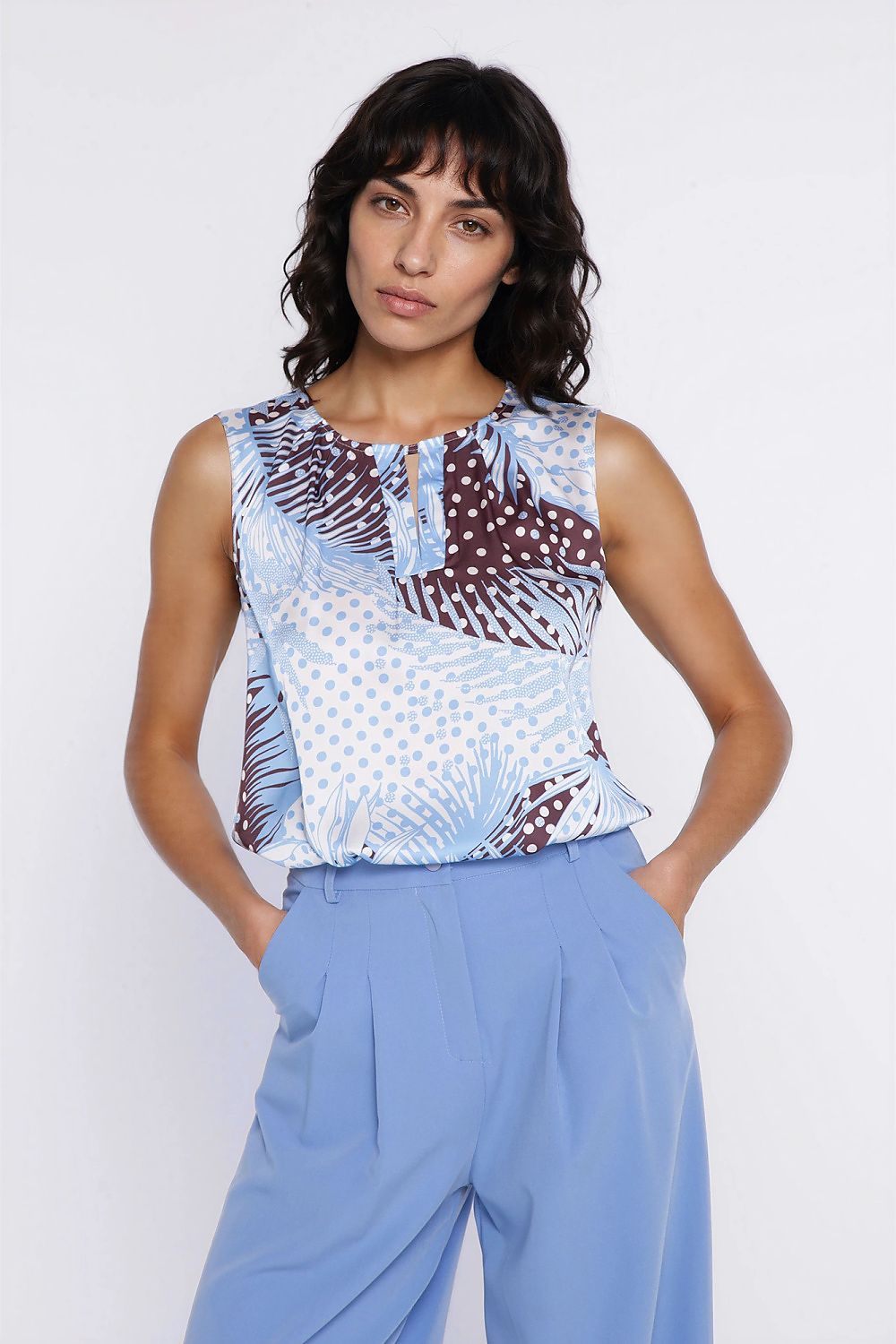  Bluse model 227155 Nife 